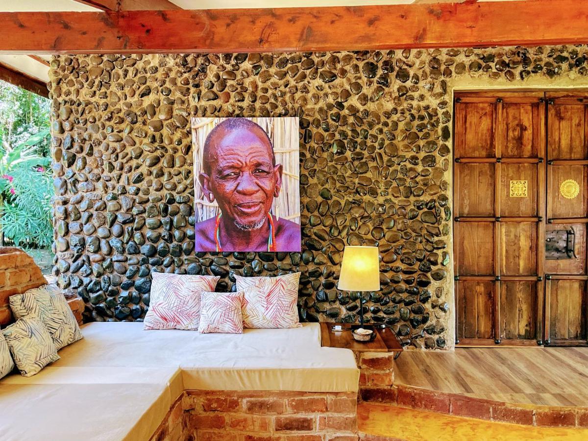 Pink Flamingo Boutique Hotel Moshi Buitenkant foto