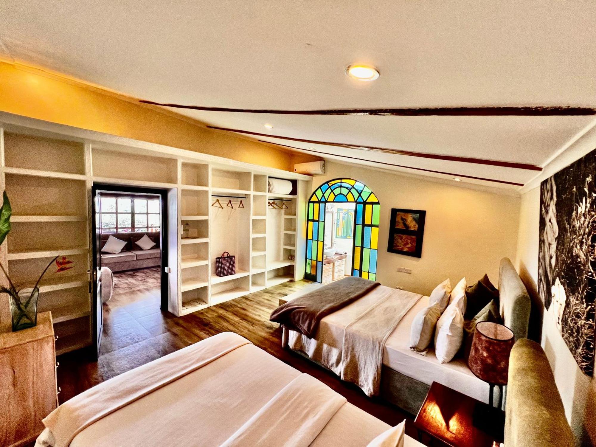 Pink Flamingo Boutique Hotel Moshi Buitenkant foto