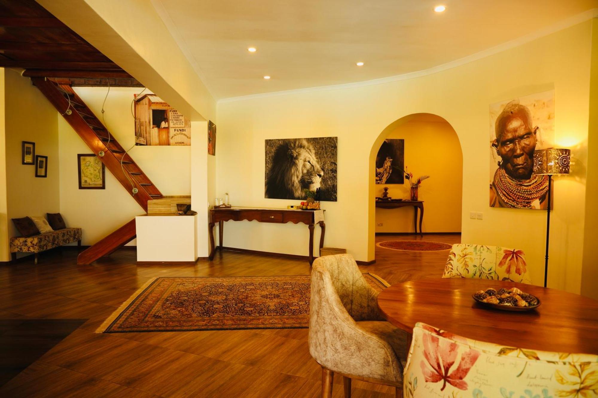 Pink Flamingo Boutique Hotel Moshi Buitenkant foto